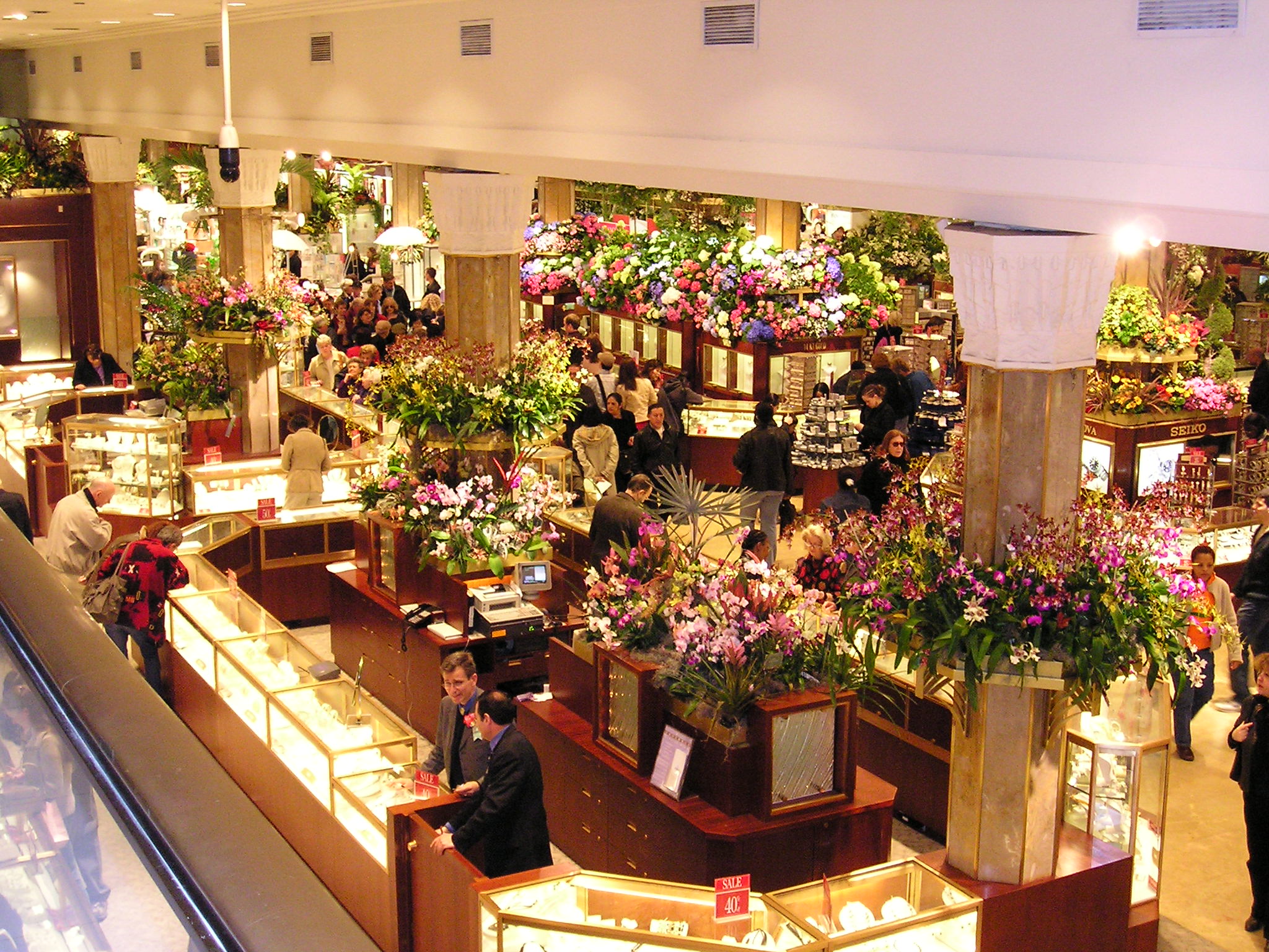 Macy's entire first floor was a virtual garden