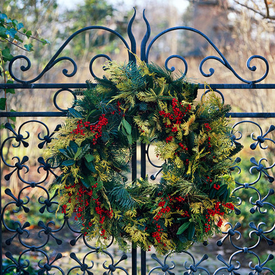 Christmas wreath (Photo: Traditional Home)