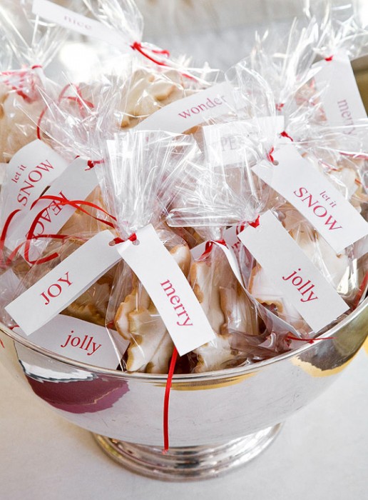 Christmas cookies for the guests. (Photo: Traditional Home)