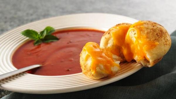 Melted-Cheese Rolls with Tomato Soup (Photo: Pillsbury)