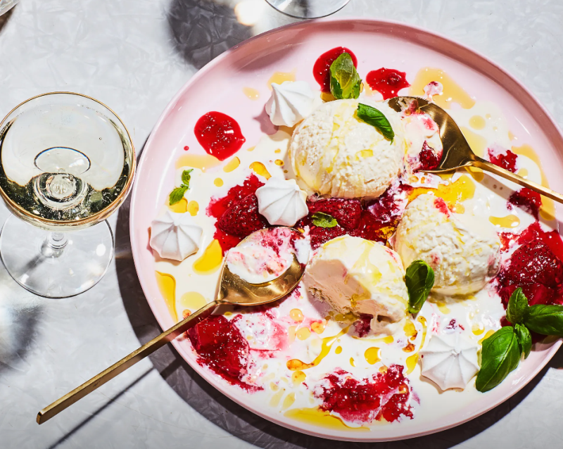 Meringue Sundae With Peppery Berry Sauce for Two (Photo: Epicurious)