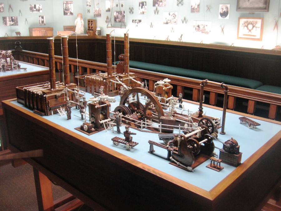 Mechanical model of the local steel mill where Warther worked. (Photo: Steve Brown)